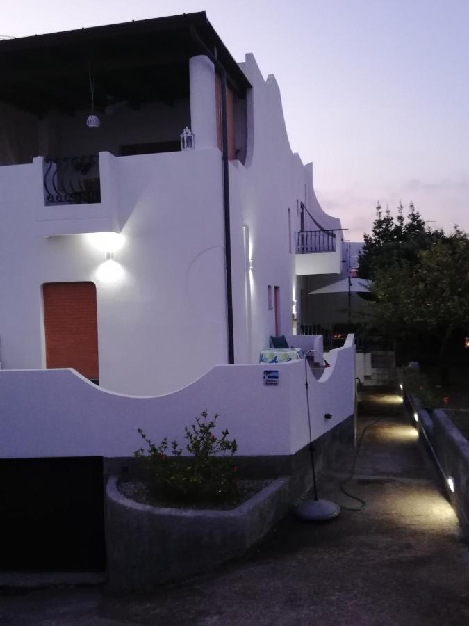 Villetta Aurora Lipari  Eksteriør bilde